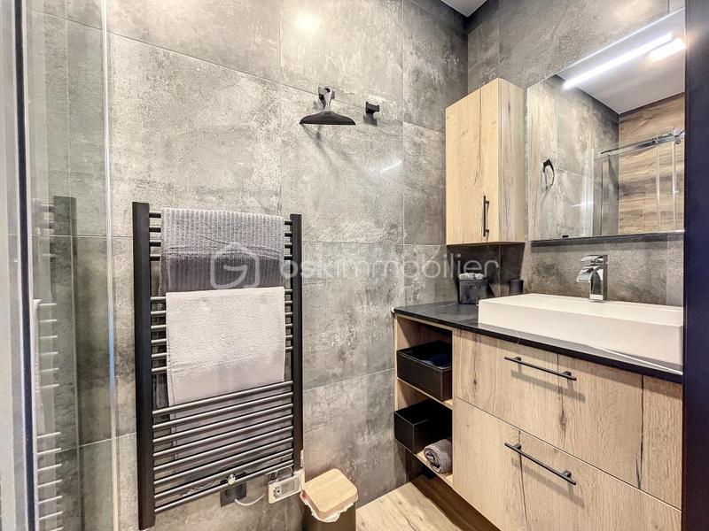 Villa - 327 m² - 14 pièces