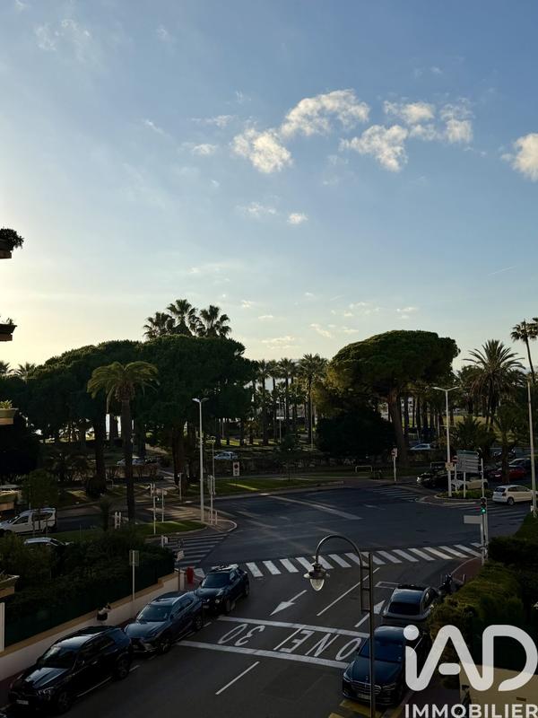 Appartement - 65 m² - 2 pièces