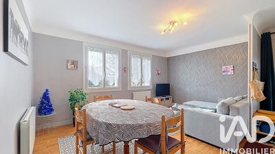 Maison - 80 m² - 5 pièces