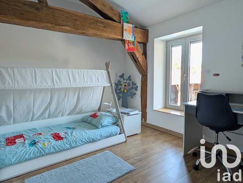 Maison - 240 m² - 8 pièces