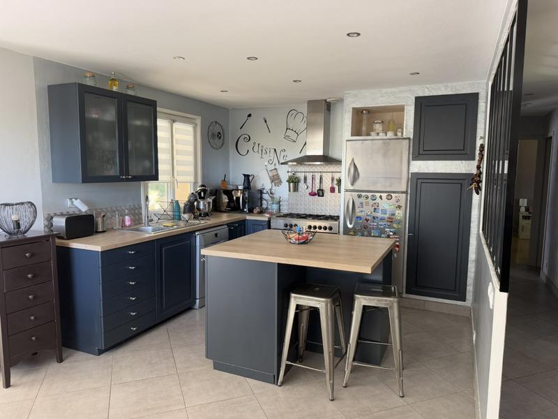 Maison - 128 m² - 8 pièces