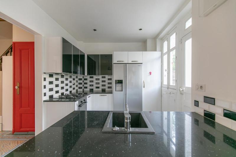 Maison - 144 m² - 7 pièces