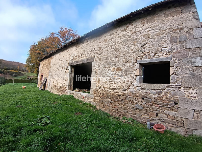 Maison ancienne - 140 m² - 2 pièces
