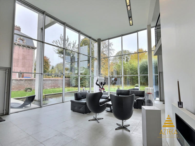 Maison contemporaine - 295 m² - 6 pièces