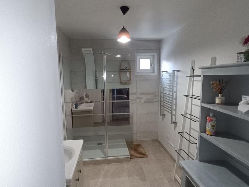 Maison traditionnelle - 250 m² - 9 pièces