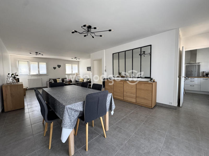 Maison - 89 m² - 5 pièces