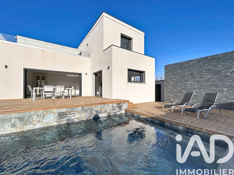 Maison - 147 m² - 5 pièces