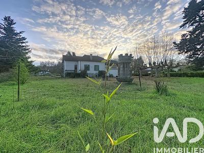 Maison - 170 m² - 12 pièces