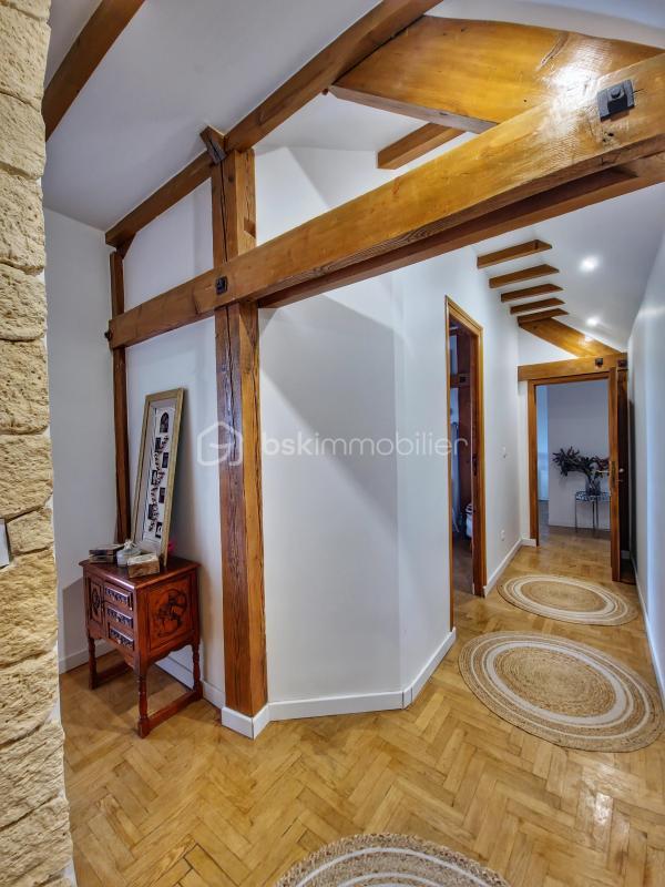 Corps de ferme - 186 m² - 7 pièces