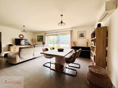 Villa - 97 m² - 4 pièces