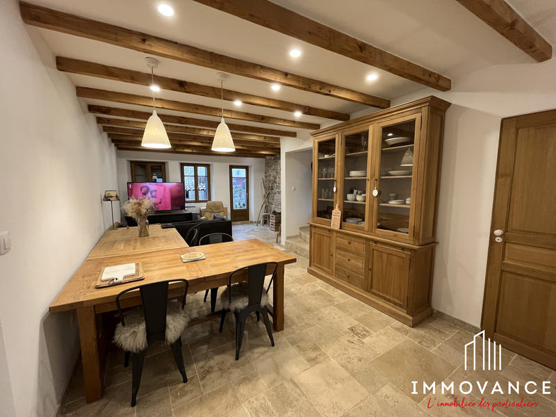 Maison - 100 m² - 5 pièces