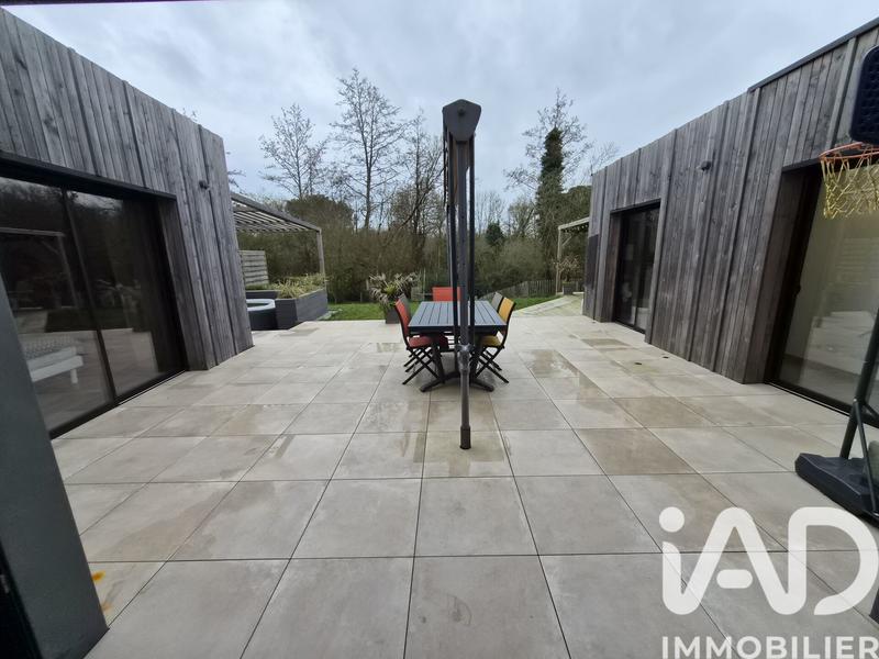 Maison - 140 m² - 6 pièces