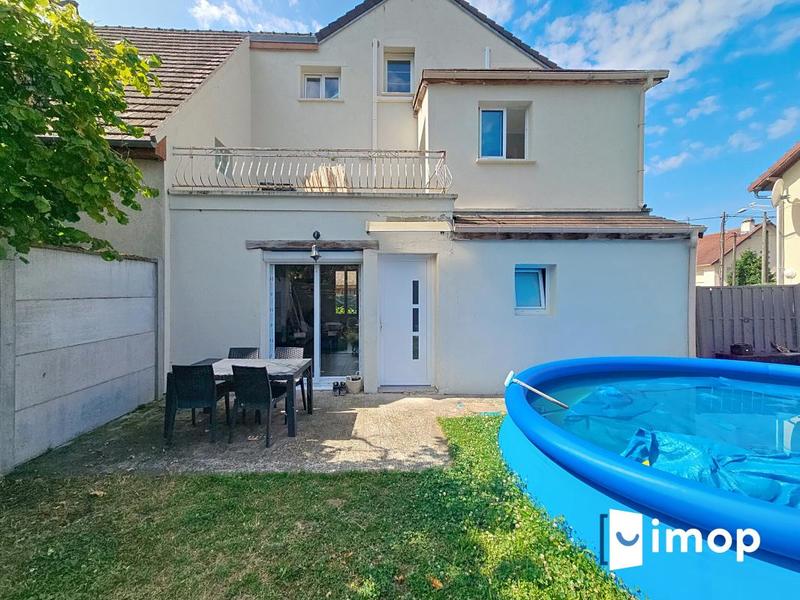 Maison - 140 m² - 6 pièces