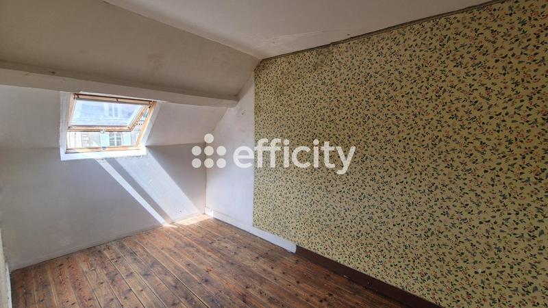 Maison - 100 m² - 7 pièces