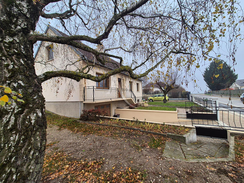 Maison - 120 m² - 5 pièces