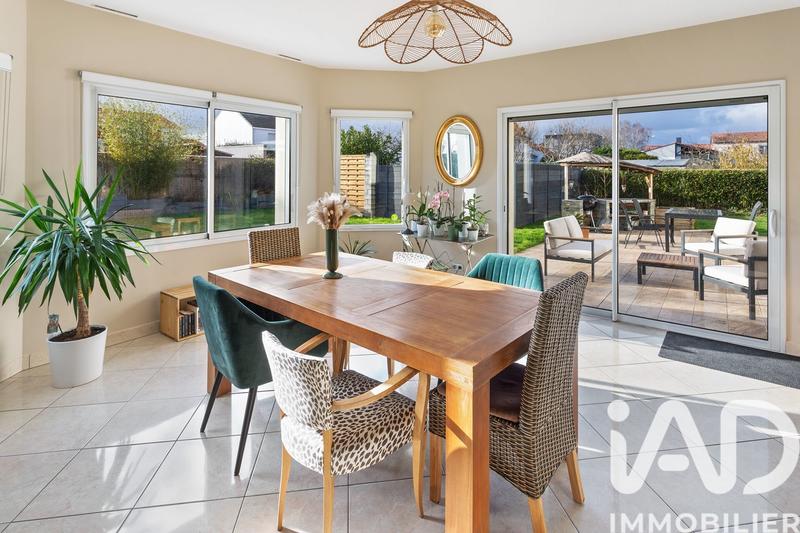 Maison - 193 m² - 7 pièces