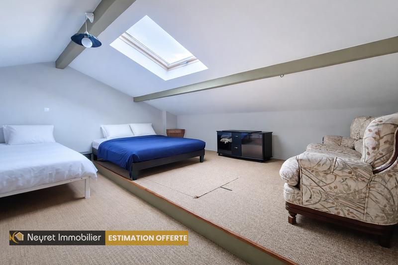 Maison - 162 m² - 7 pièces