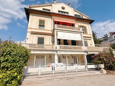 Duplex - 114 m² - 3 pièces