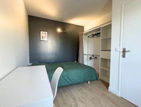 Appartement - 90 m² - 6 pièces