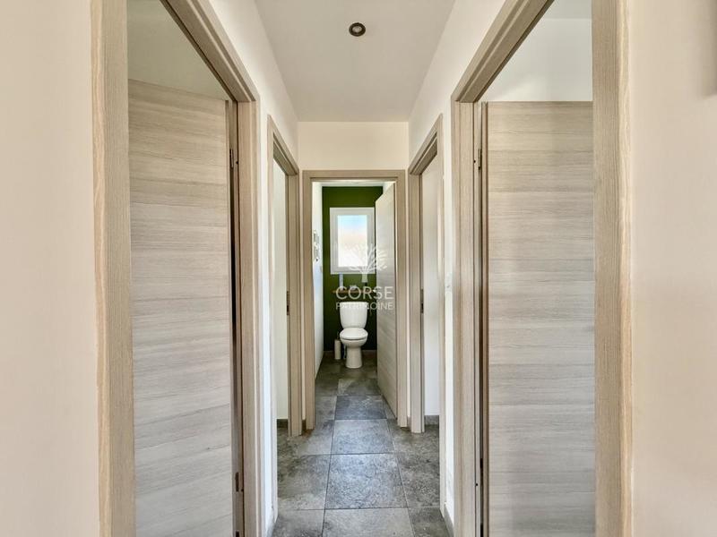 Maison - 80 m² - 6 pièces