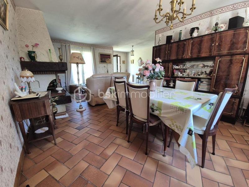 Maison traditionnelle - 87 m² - 4 pièces