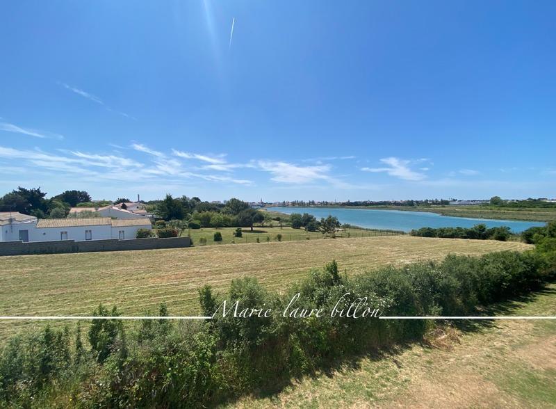 Maison - 232 m² - 8 pièces