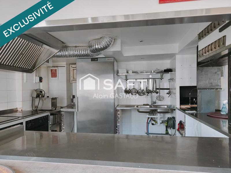 Local commercial - 100 m² - 3 pièces