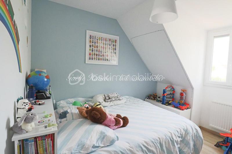 Maison - 98 m² - 6 pièces