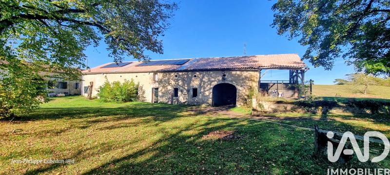 Château - 480 m² - 12 pièces