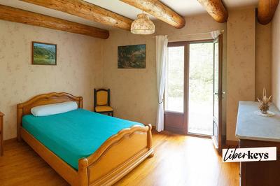 Maison - 107 m² - 4 pièces