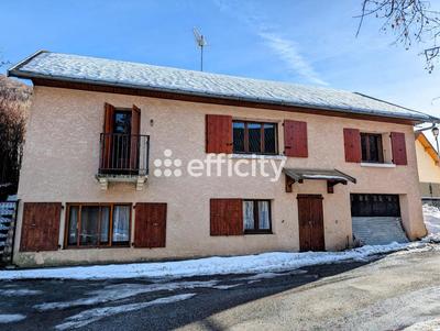 Maison - 70 m² - 5 pièces