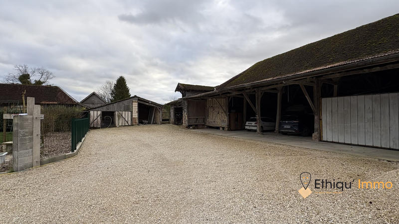 Maison - 143 m² - 5 pièces