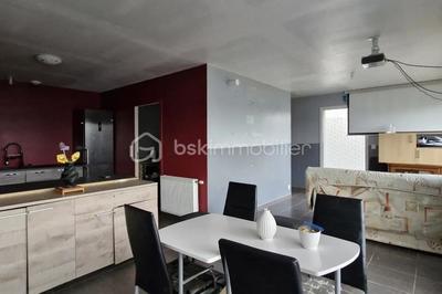 Maison - 91 m² - 4 pièces