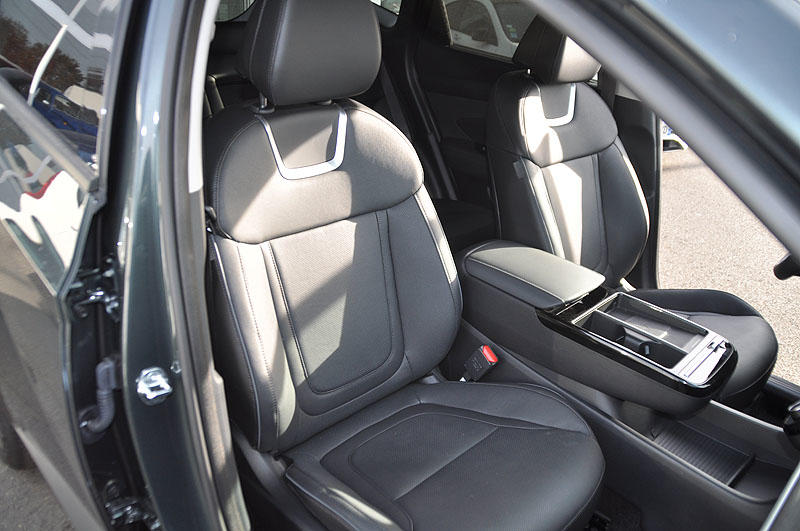 Hyundai Tucson luxury 1.6 Gdi Hybrid Bva