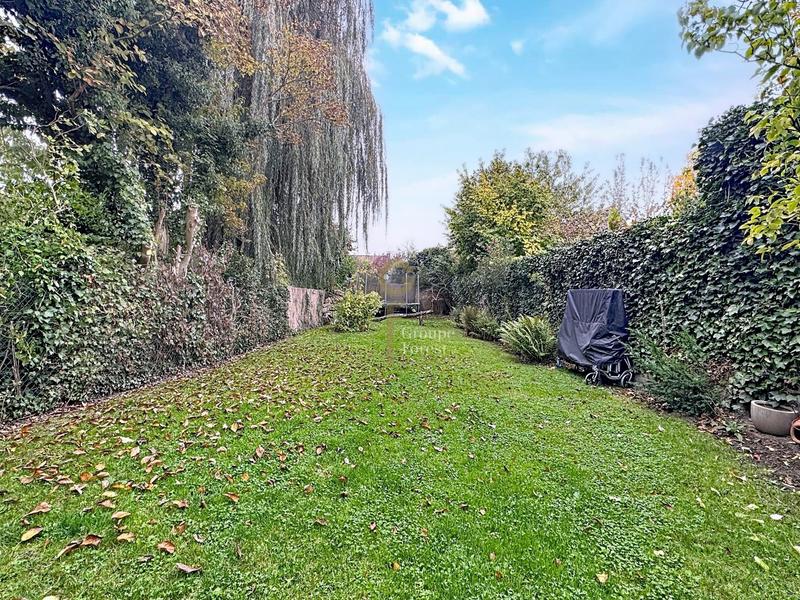 Maison - 180 m² - 7 pièces