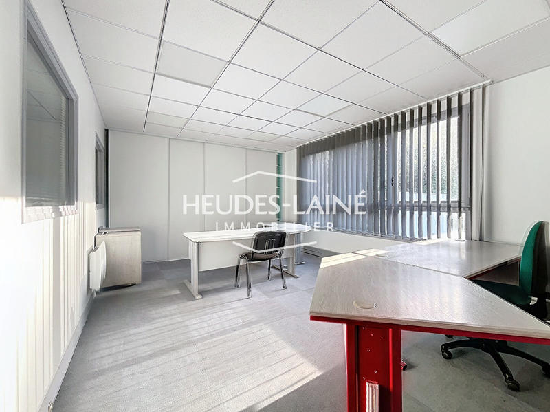 Local d'activité / Entrepôt - 570 m²