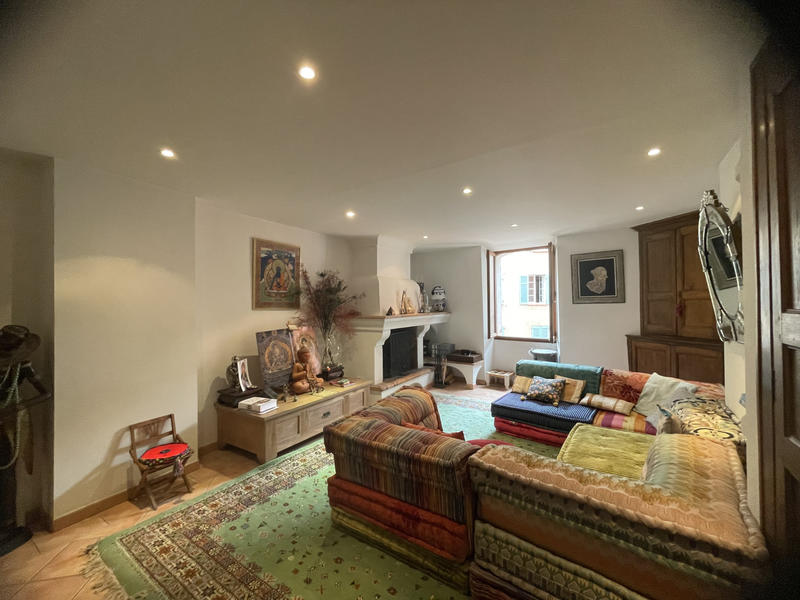 Maison - 143 m² - 5 pièces