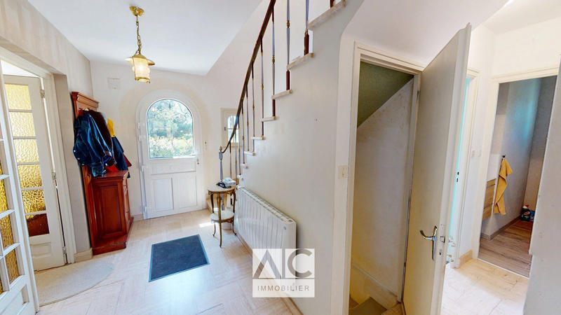 Maison - 152 m² - 7 pièces