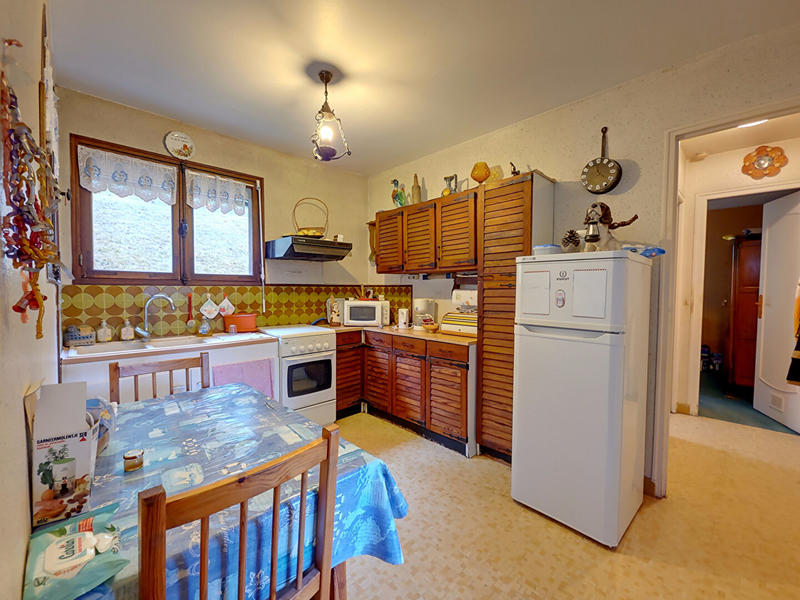 Maison - 93 m² - 4 pièces