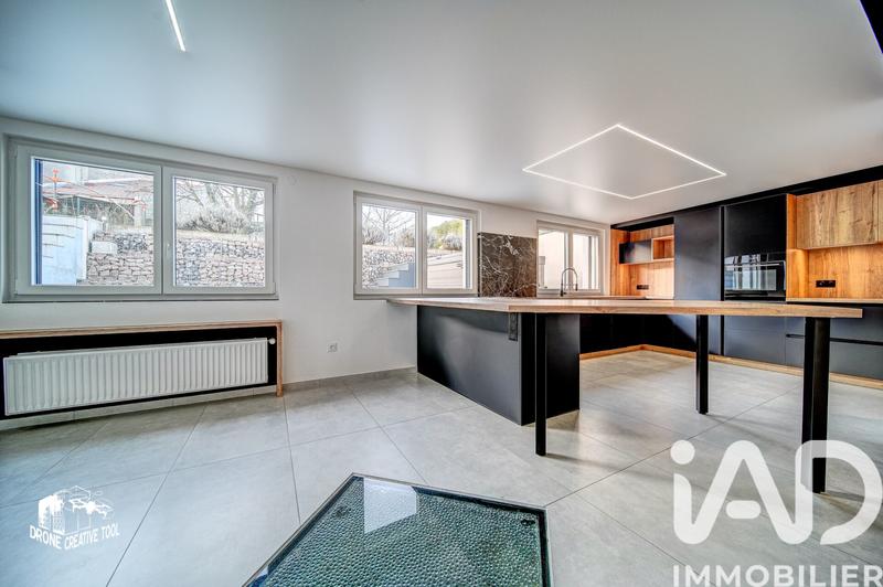 Maison - 158 m² - 6 pièces