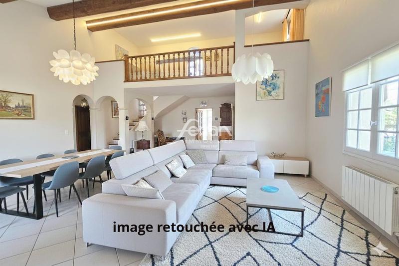 Maison - 186 m² - 7 pièces