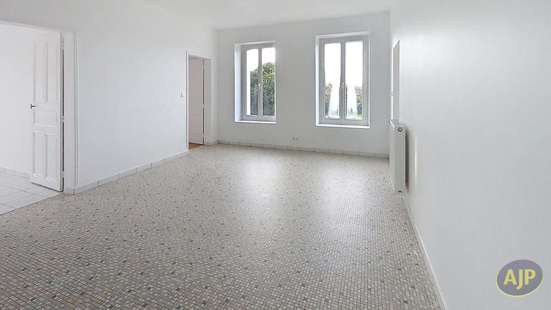 Maison - 81 m² - 5 pièces