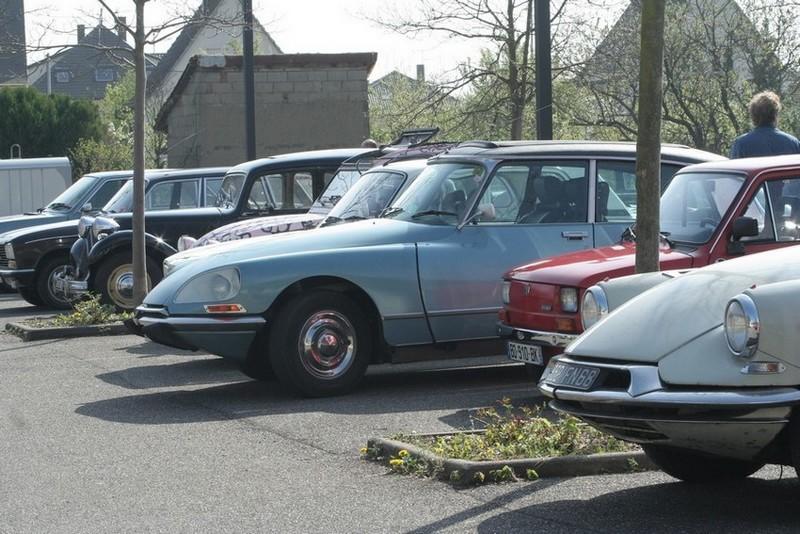 Bourse de voitures anciennes