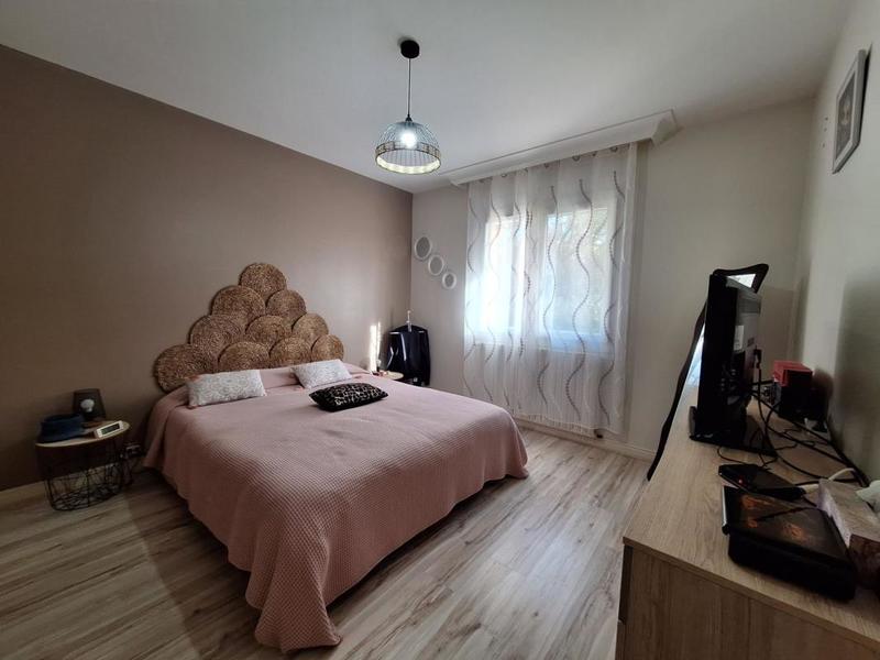 Maison chambre d'hôtes - 225 m² - 9 pièces