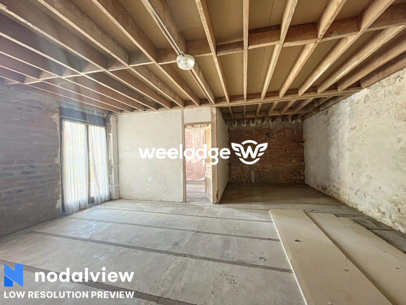 Maison - 313 m² - 10 pièces