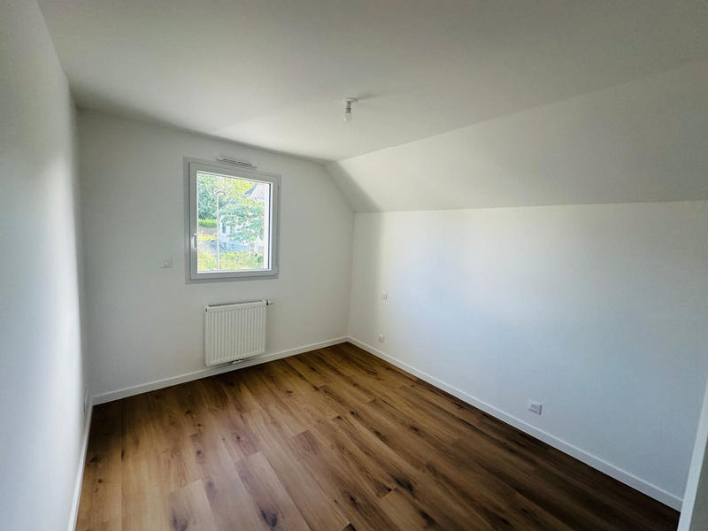 Maison - 97 m² - 5 pièces