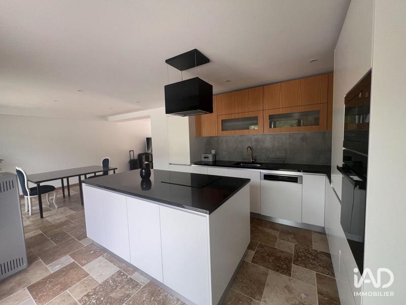 Maison - 160 m² - 5 pièces