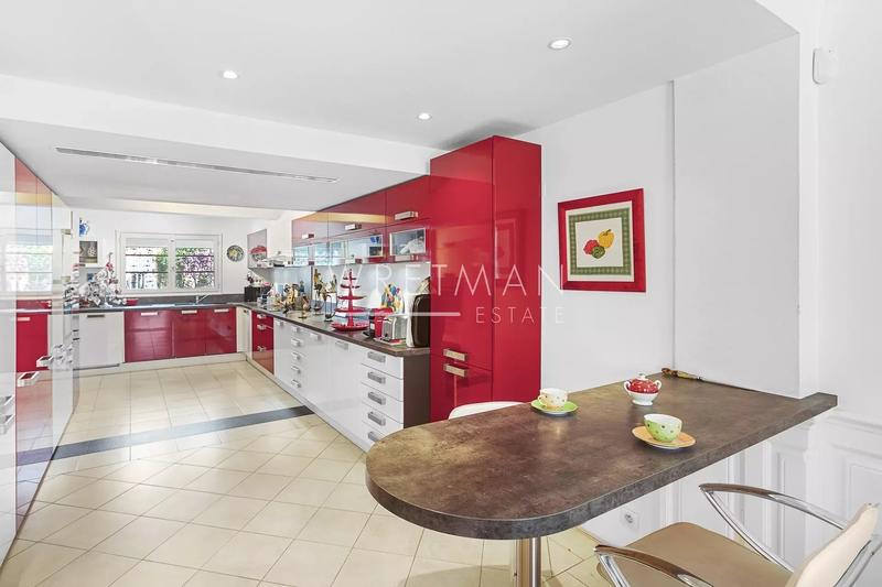 Maison - 152 m² - 6 pièces