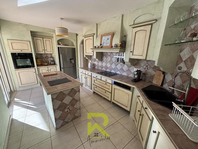 Villa - 140 m² - 4 pièces