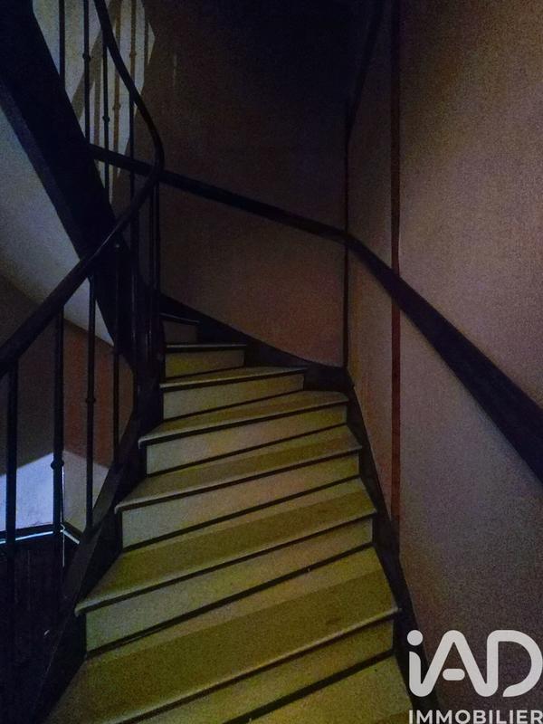 Maison - 203 m² - 10 pièces